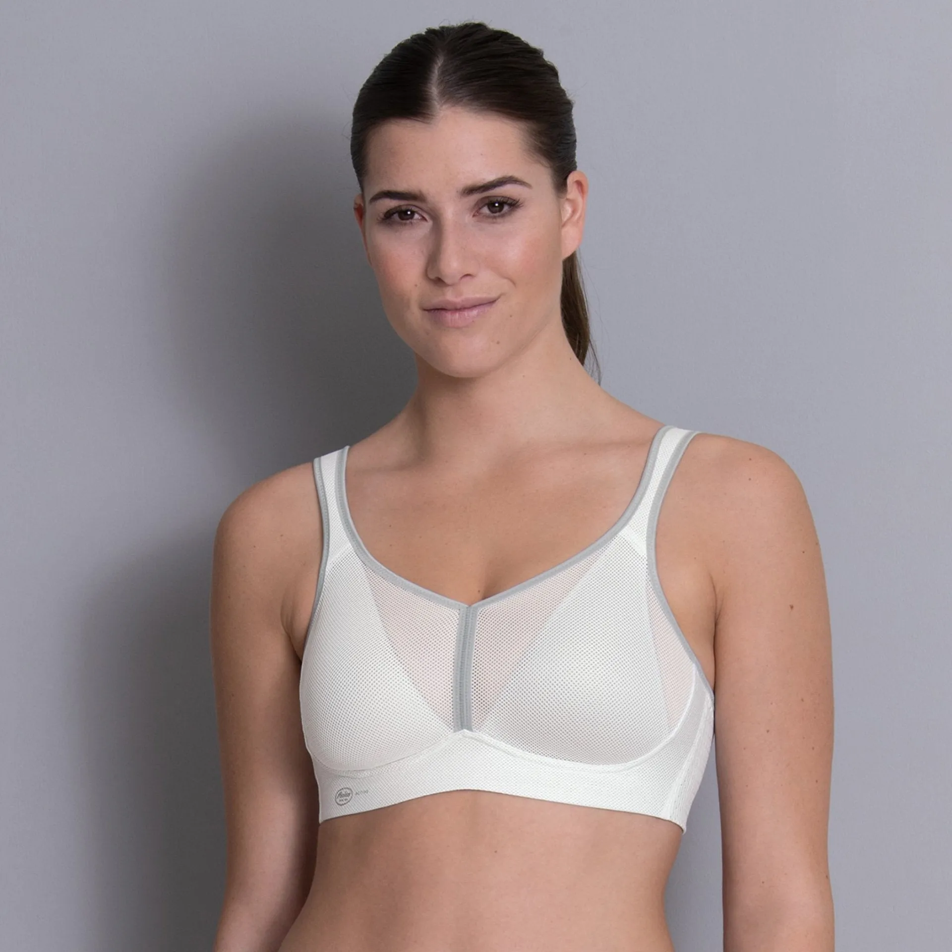 Anita Delta Pad Non-Underwire Sports Bra (White)